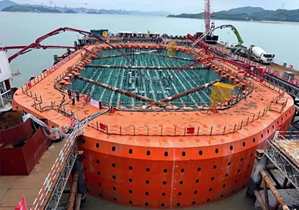 සුපිරි ව් යාපෘතියට සහභාගි වෙලා ලියෙං ව් යාපෘතියේ ගොඩනැඟිල්ලට. ප් රධාන කේස්සන් කින්ග්ලොංමන් පාලකය සම්පූර්ණ කරලා තියෙනවා.